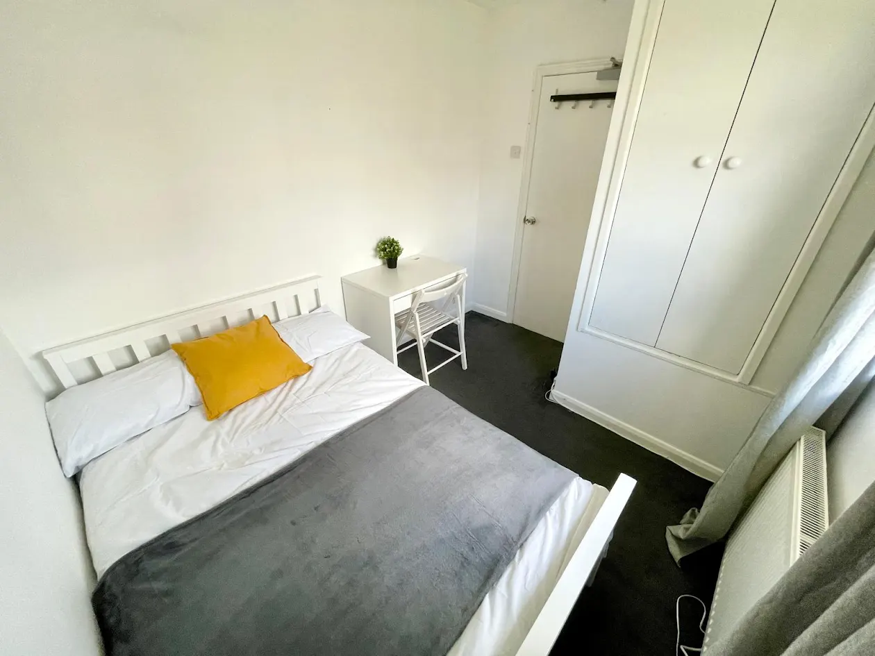 Doubles rooms in Mudchute